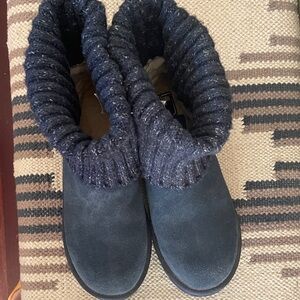 Women's Uggs Knit Cuff Winter Boots - Navy Blue
